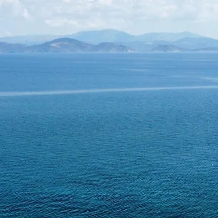 Marirena Plaz * Parálion Ástros