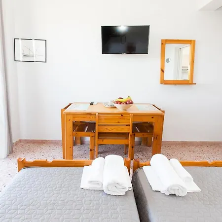 Marirena Plaz * Parálion Ástros