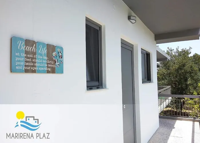 Marirena Plaz Parálion Ástros